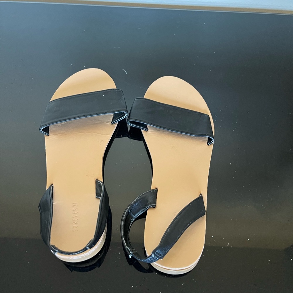 Forever 21 Black and Tan Sandals